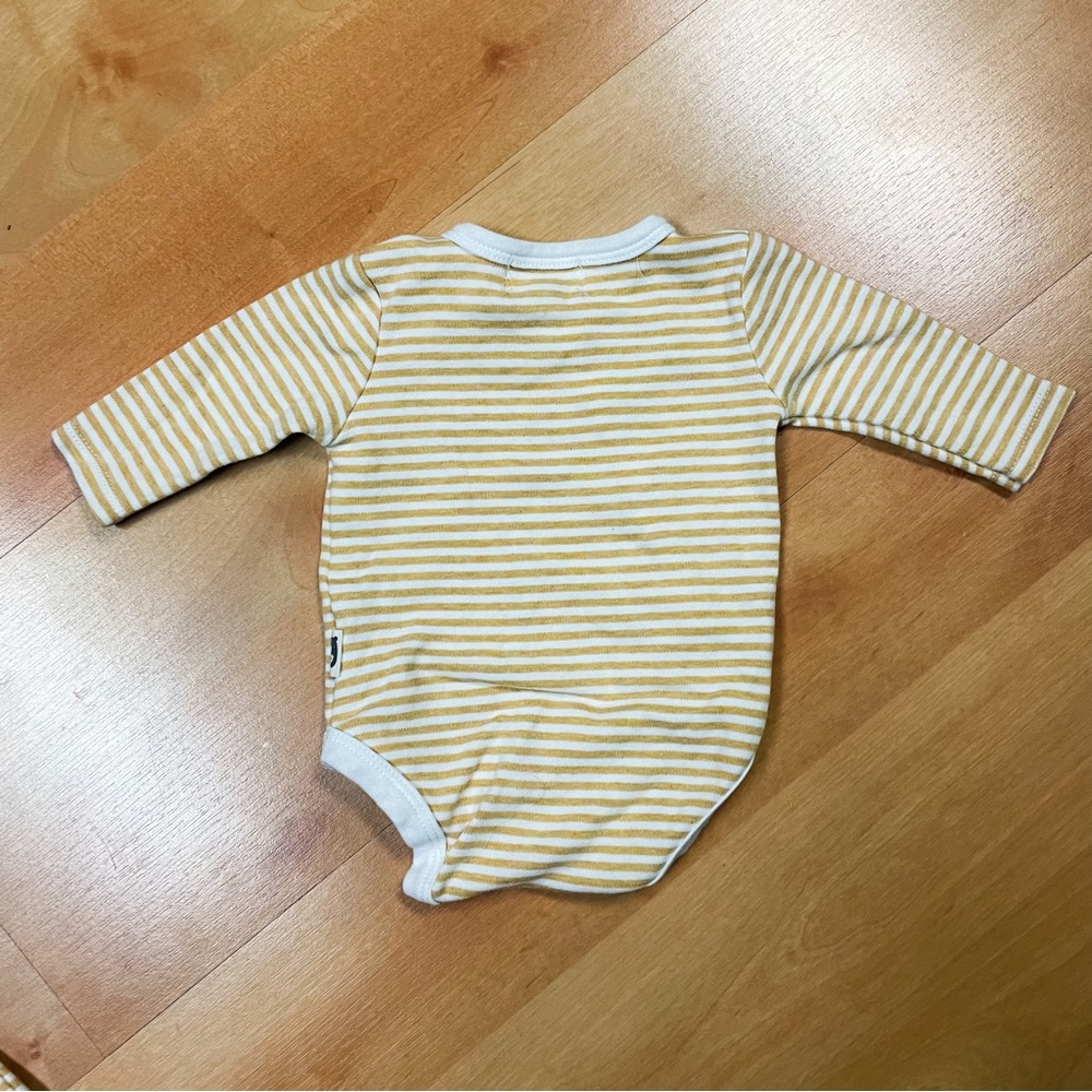 Rabbit & Bear Gold & White Striped 2-Piece Outfit Gender Neutral Baby Size 0-3M - Picture 5 of 8